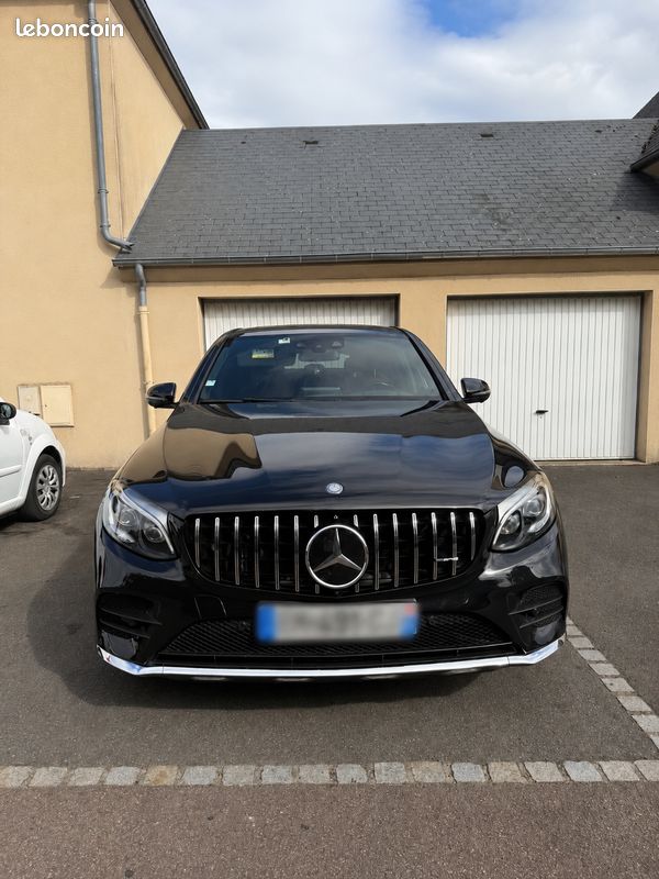 Mercedes-Benz GLC Coupé 220 d noir de 2017